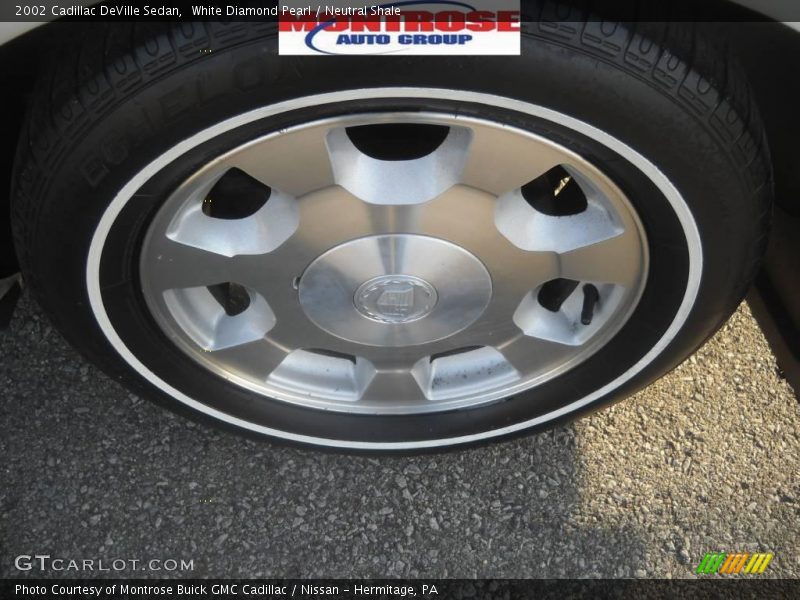 White Diamond Pearl / Neutral Shale 2002 Cadillac DeVille Sedan