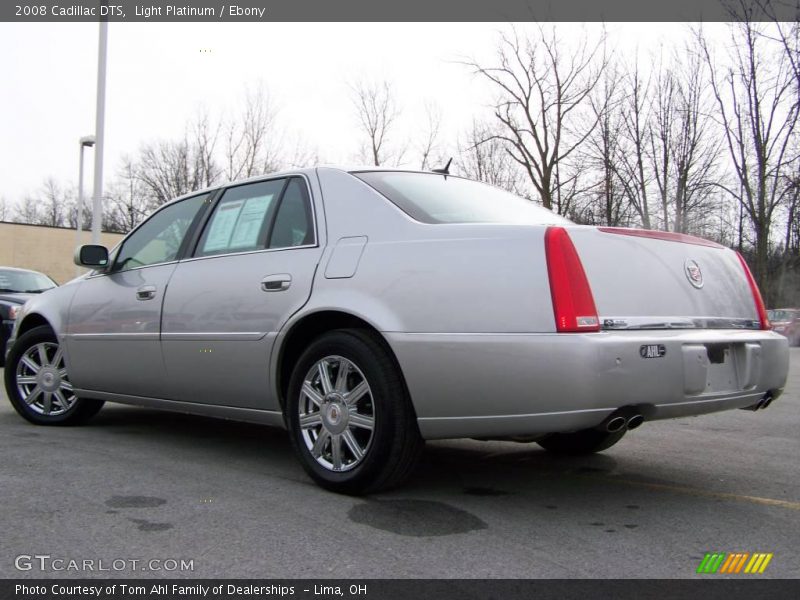 Light Platinum / Ebony 2008 Cadillac DTS