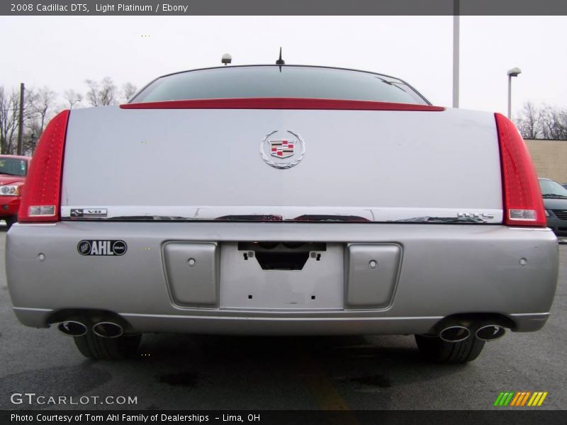 Light Platinum / Ebony 2008 Cadillac DTS