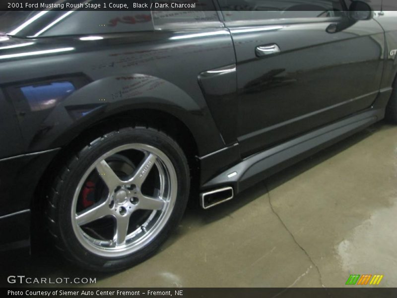 Black / Dark Charcoal 2001 Ford Mustang Roush Stage 1 Coupe