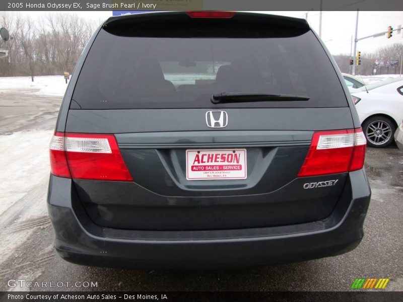 Sage Brush Pearl / Ivory 2005 Honda Odyssey EX