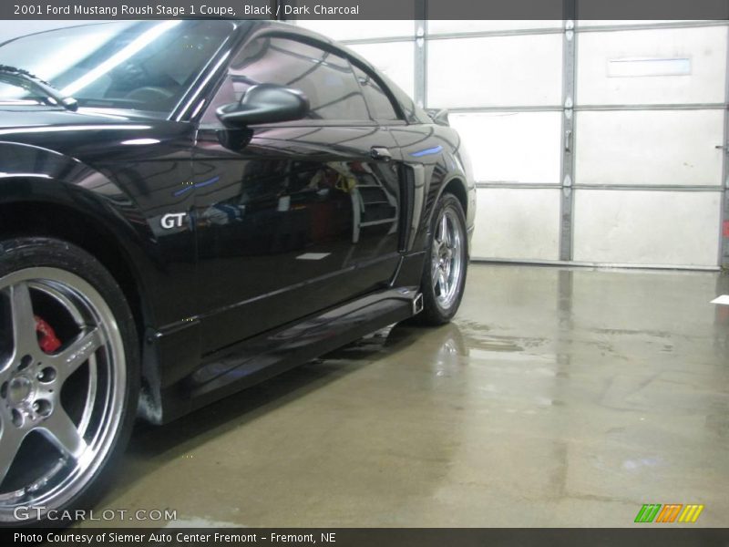 Black / Dark Charcoal 2001 Ford Mustang Roush Stage 1 Coupe