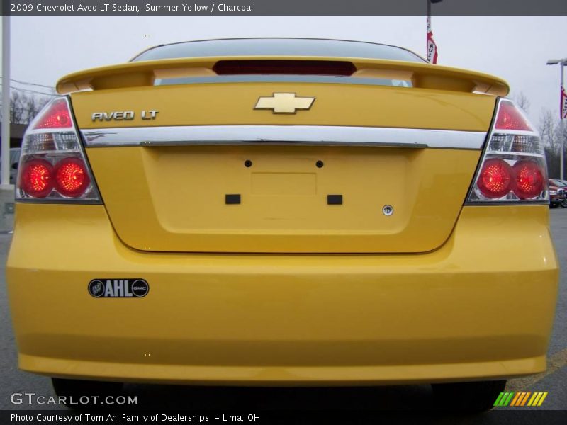 Summer Yellow / Charcoal 2009 Chevrolet Aveo LT Sedan