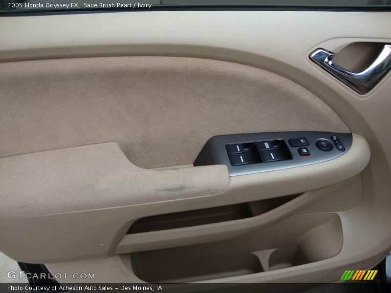 Sage Brush Pearl / Ivory 2005 Honda Odyssey EX