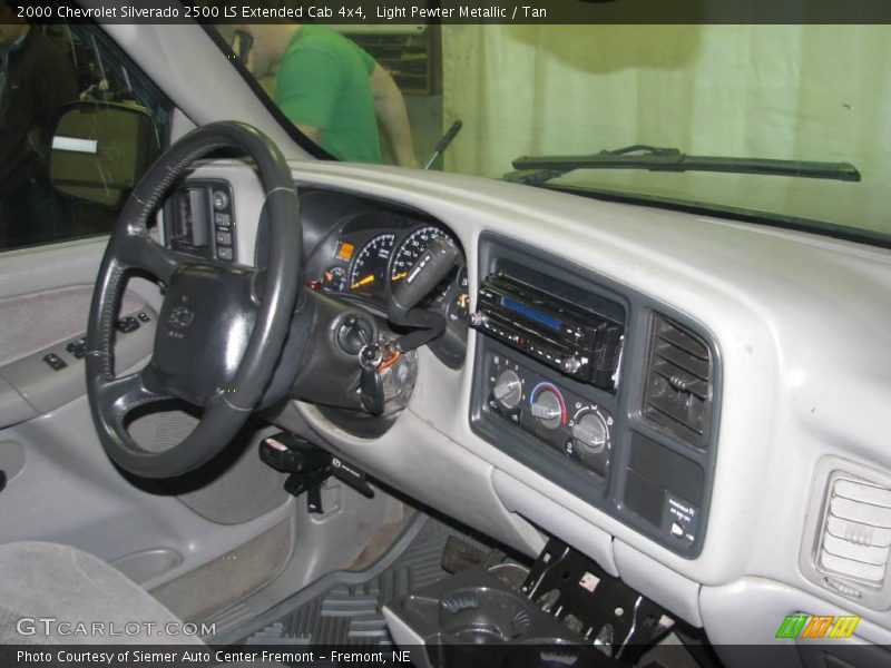 Light Pewter Metallic / Tan 2000 Chevrolet Silverado 2500 LS Extended Cab 4x4
