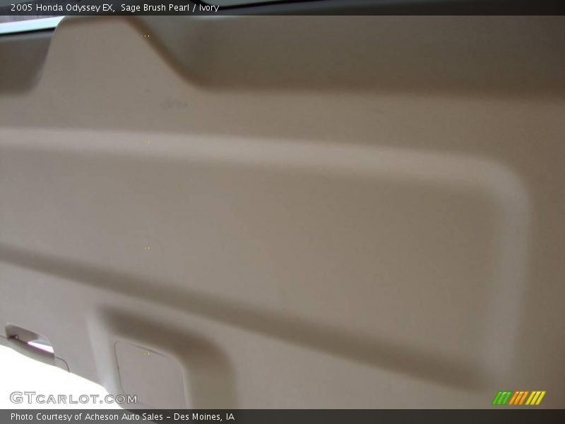 Sage Brush Pearl / Ivory 2005 Honda Odyssey EX