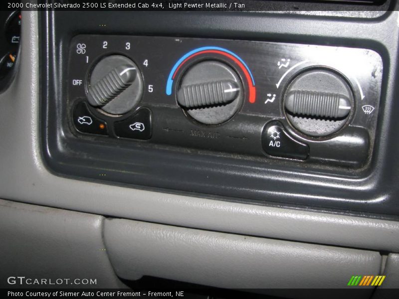 Light Pewter Metallic / Tan 2000 Chevrolet Silverado 2500 LS Extended Cab 4x4