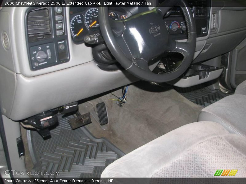 Light Pewter Metallic / Tan 2000 Chevrolet Silverado 2500 LS Extended Cab 4x4