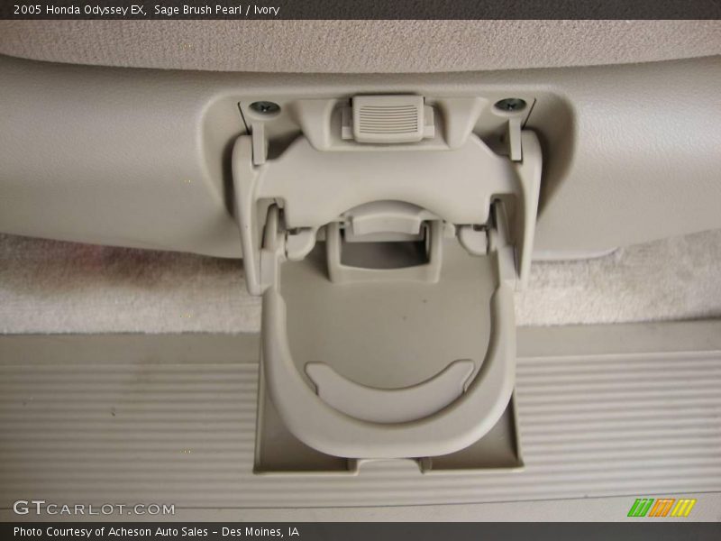 Sage Brush Pearl / Ivory 2005 Honda Odyssey EX