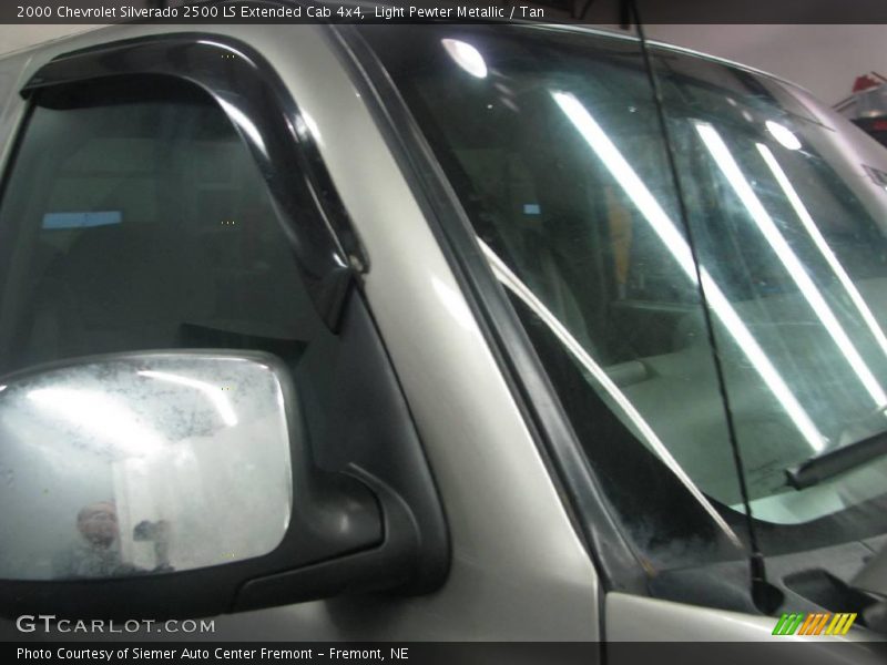 Light Pewter Metallic / Tan 2000 Chevrolet Silverado 2500 LS Extended Cab 4x4
