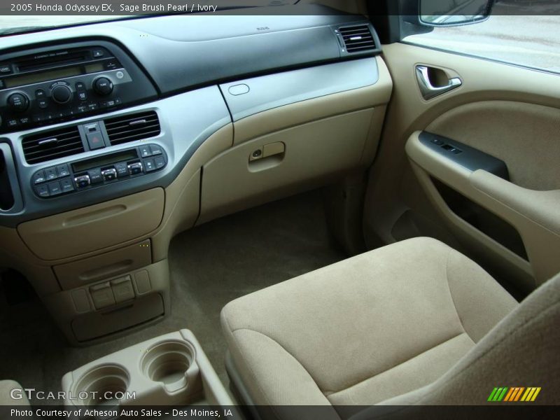 Sage Brush Pearl / Ivory 2005 Honda Odyssey EX