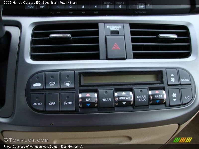 Sage Brush Pearl / Ivory 2005 Honda Odyssey EX