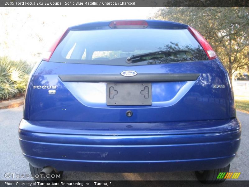 Sonic Blue Metallic / Charcoal/Charcoal 2005 Ford Focus ZX3 SE Coupe