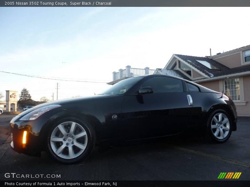 Super Black / Charcoal 2005 Nissan 350Z Touring Coupe