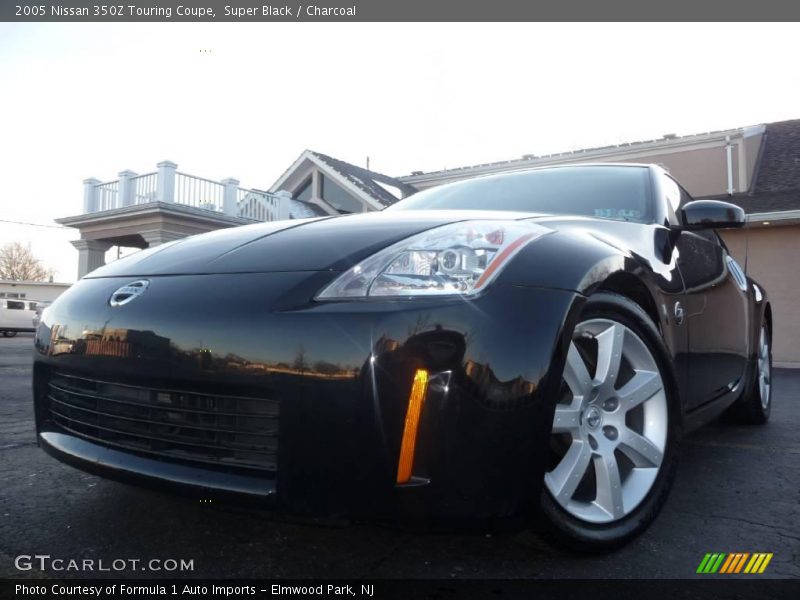 Super Black / Charcoal 2005 Nissan 350Z Touring Coupe