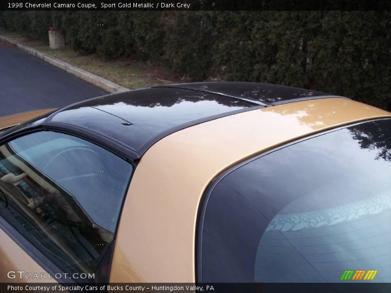 Sport Gold Metallic / Dark Grey 1998 Chevrolet Camaro Coupe