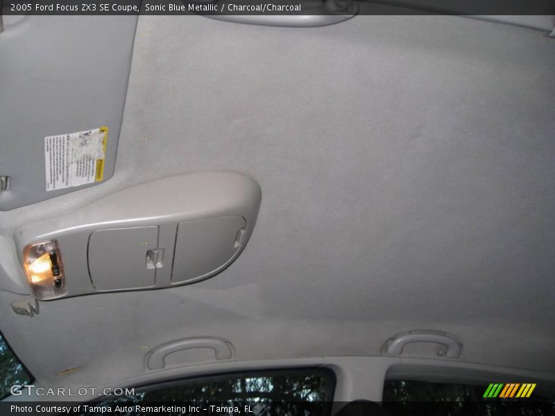 Sonic Blue Metallic / Charcoal/Charcoal 2005 Ford Focus ZX3 SE Coupe