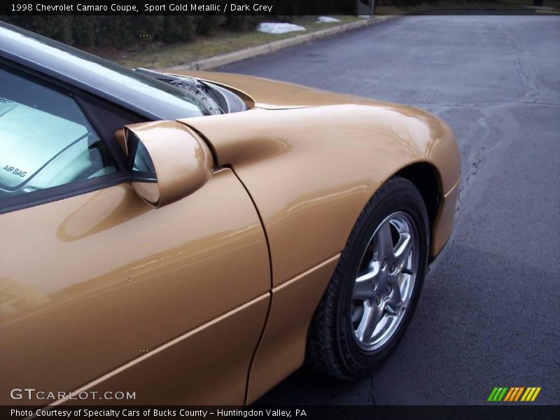 Sport Gold Metallic / Dark Grey 1998 Chevrolet Camaro Coupe