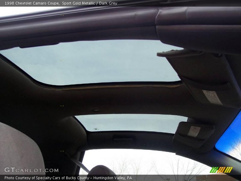 Sport Gold Metallic / Dark Grey 1998 Chevrolet Camaro Coupe