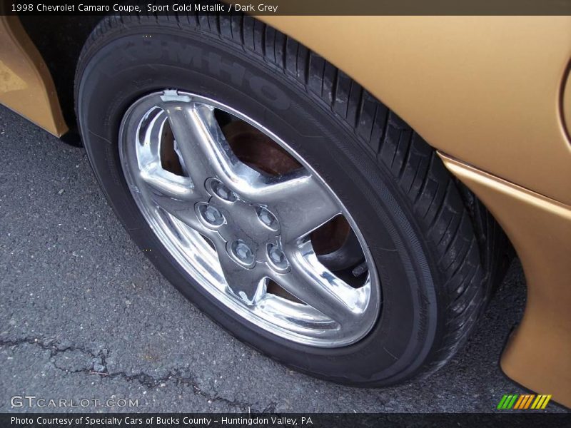 Sport Gold Metallic / Dark Grey 1998 Chevrolet Camaro Coupe