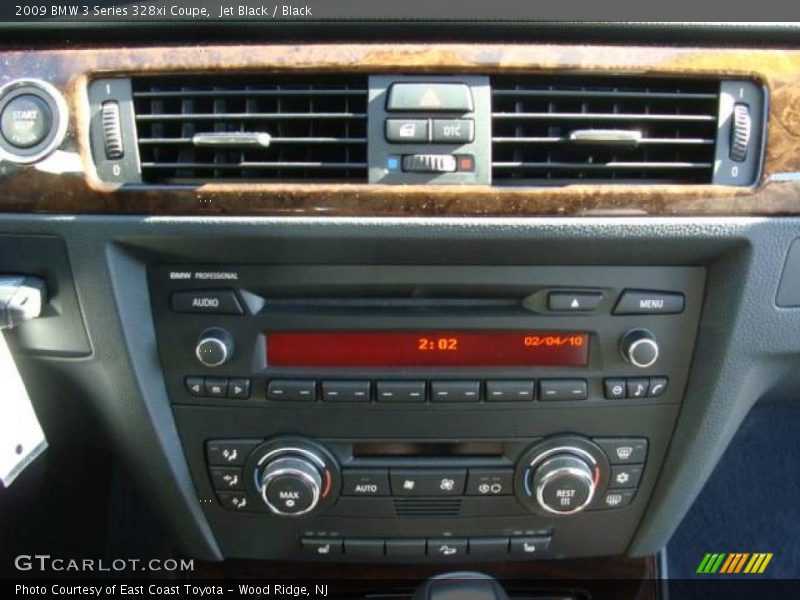 Jet Black / Black 2009 BMW 3 Series 328xi Coupe