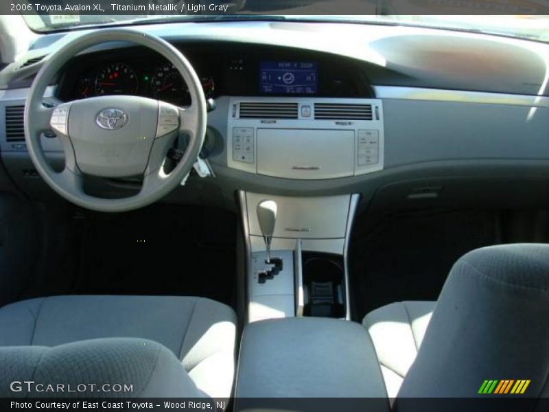 Titanium Metallic / Light Gray 2006 Toyota Avalon XL