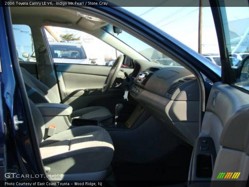 Indigo Ink Pearl / Stone Gray 2006 Toyota Camry LE V6