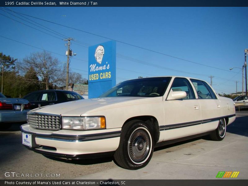 White Diamond / Tan 1995 Cadillac DeVille Sedan