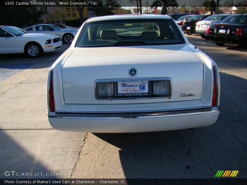 White Diamond / Tan 1995 Cadillac DeVille Sedan