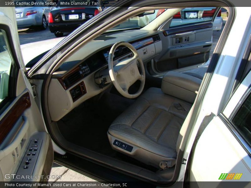 White Diamond / Tan 1995 Cadillac DeVille Sedan