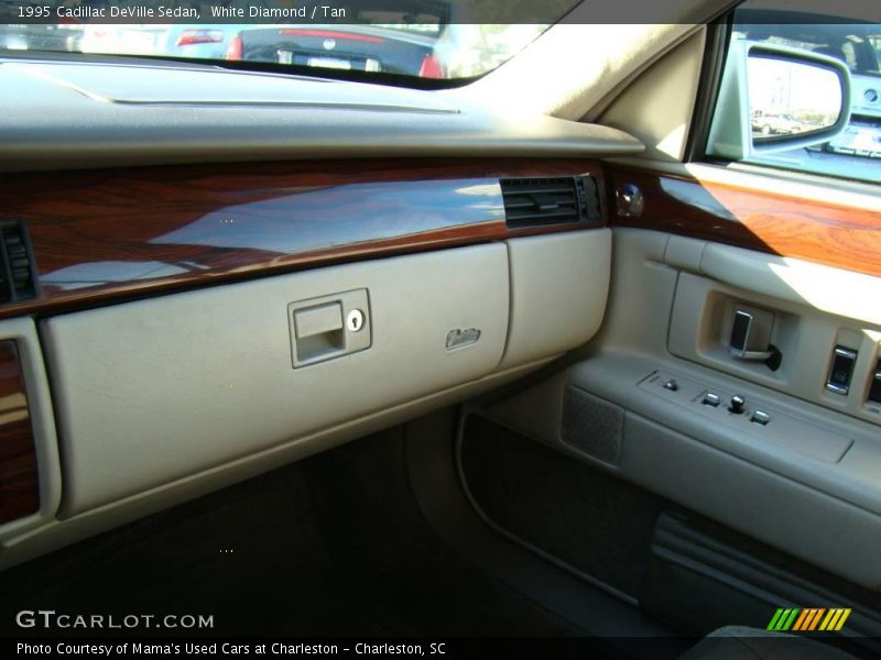 White Diamond / Tan 1995 Cadillac DeVille Sedan
