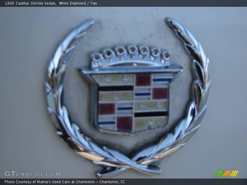 White Diamond / Tan 1995 Cadillac DeVille Sedan