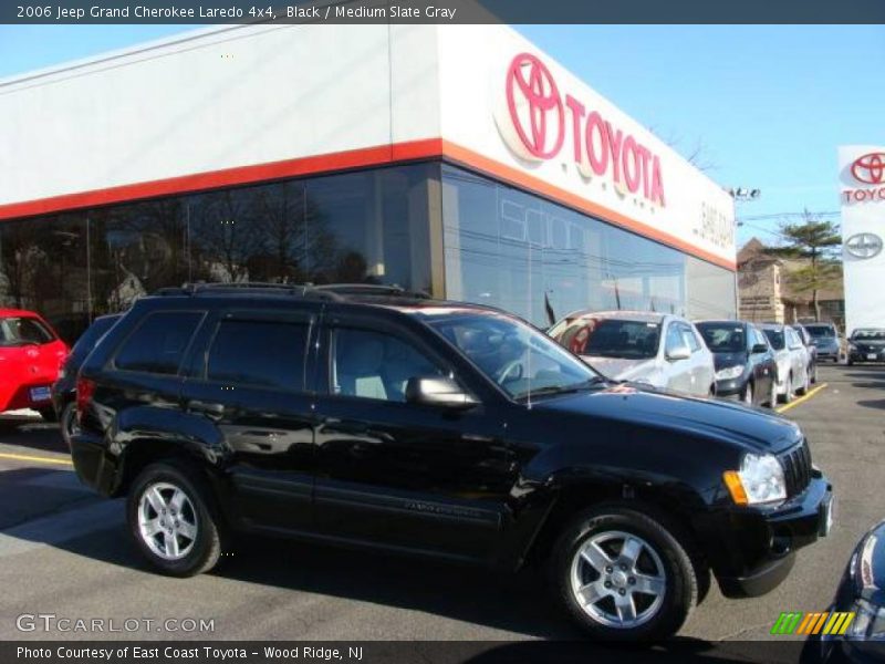 Black / Medium Slate Gray 2006 Jeep Grand Cherokee Laredo 4x4