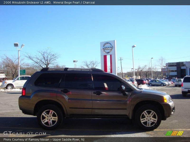 Mineral Beige Pearl / Charcoal 2006 Mitsubishi Endeavor LS AWD