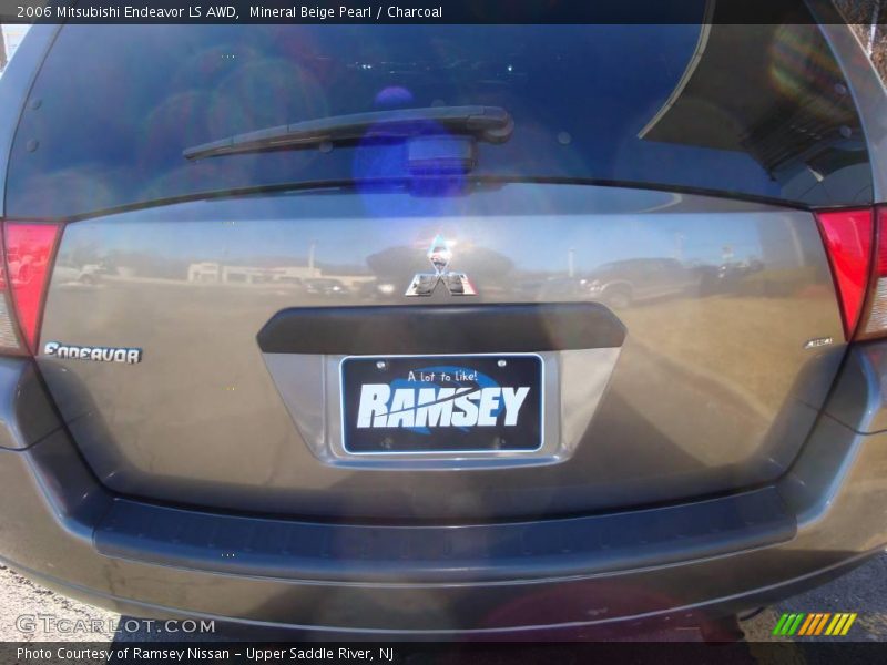 Mineral Beige Pearl / Charcoal 2006 Mitsubishi Endeavor LS AWD