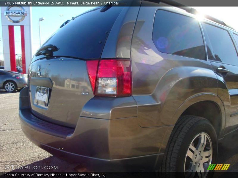 Mineral Beige Pearl / Charcoal 2006 Mitsubishi Endeavor LS AWD