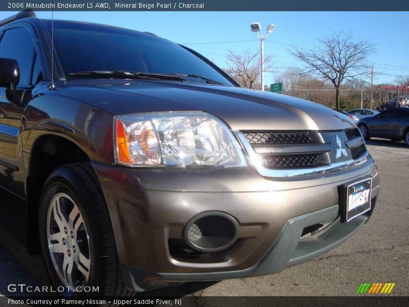 Mineral Beige Pearl / Charcoal 2006 Mitsubishi Endeavor LS AWD