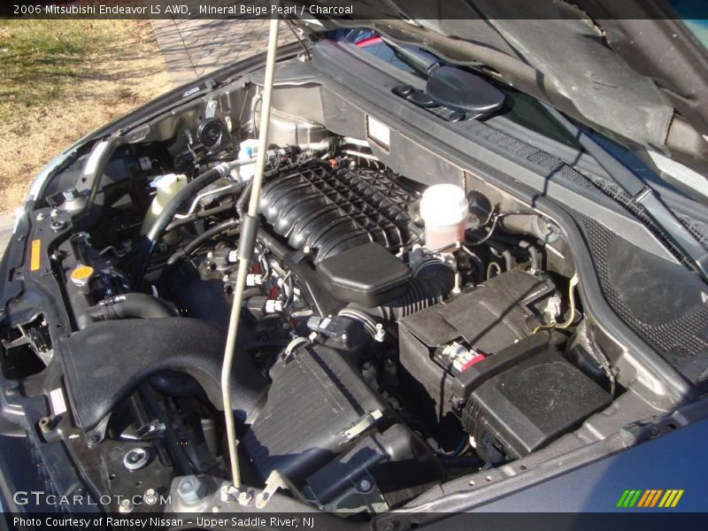 Mineral Beige Pearl / Charcoal 2006 Mitsubishi Endeavor LS AWD