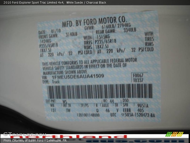 White Suede / Charcoal Black 2010 Ford Explorer Sport Trac Limited 4x4