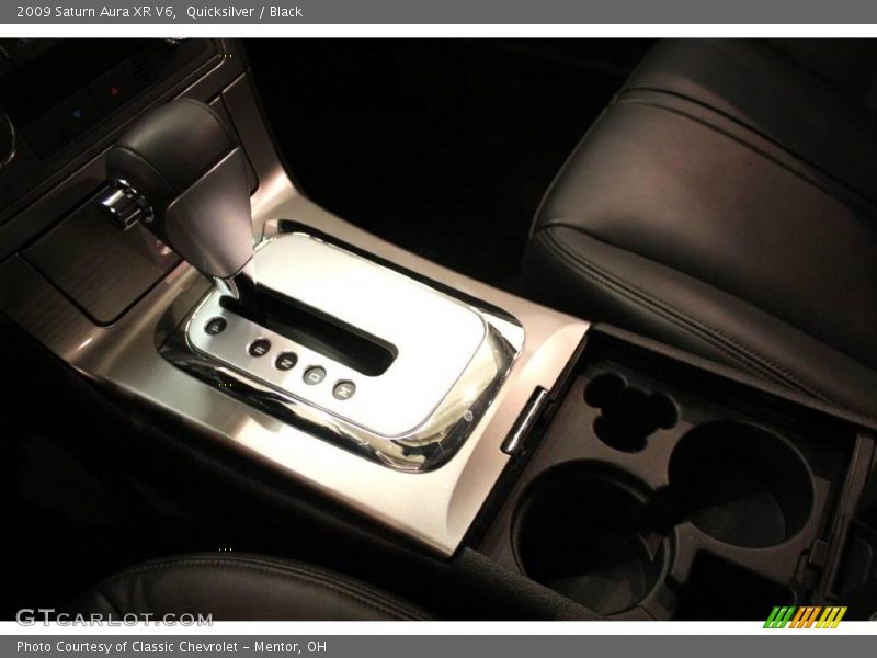 Quicksilver / Black 2009 Saturn Aura XR V6