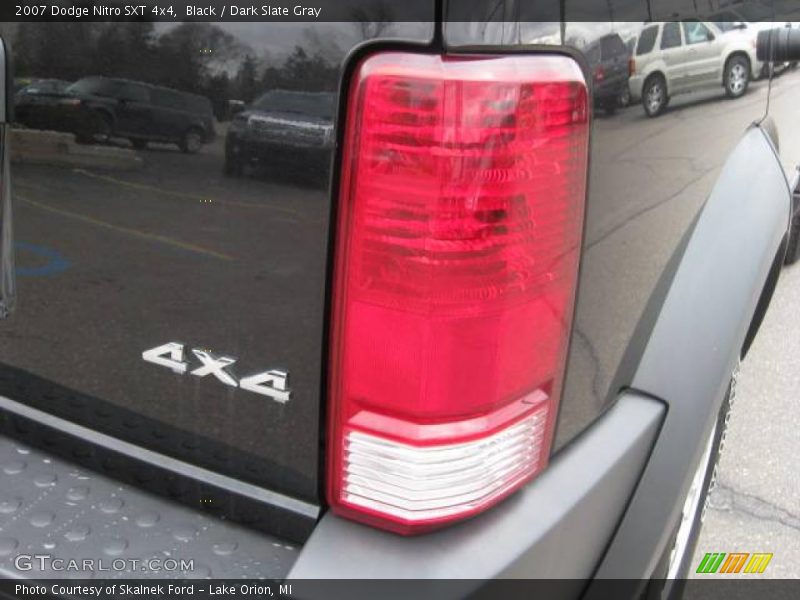 Black / Dark Slate Gray 2007 Dodge Nitro SXT 4x4