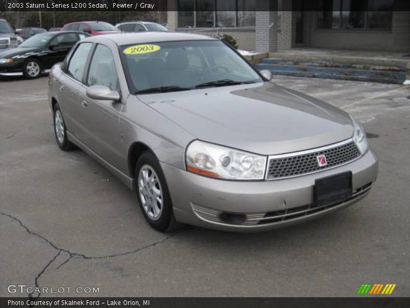 Pewter / Gray 2003 Saturn L Series L200 Sedan