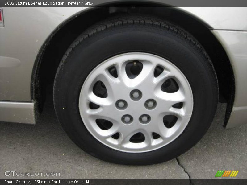 Pewter / Gray 2003 Saturn L Series L200 Sedan