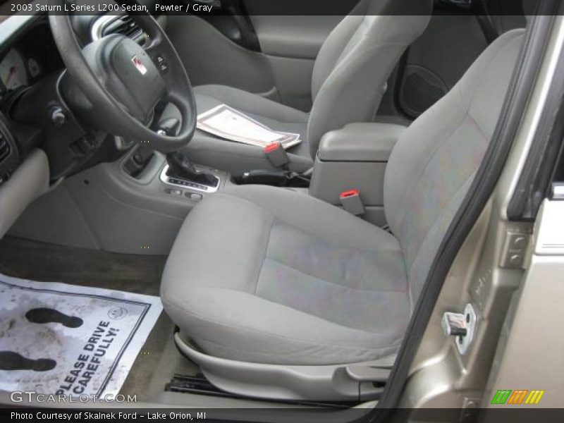 Pewter / Gray 2003 Saturn L Series L200 Sedan