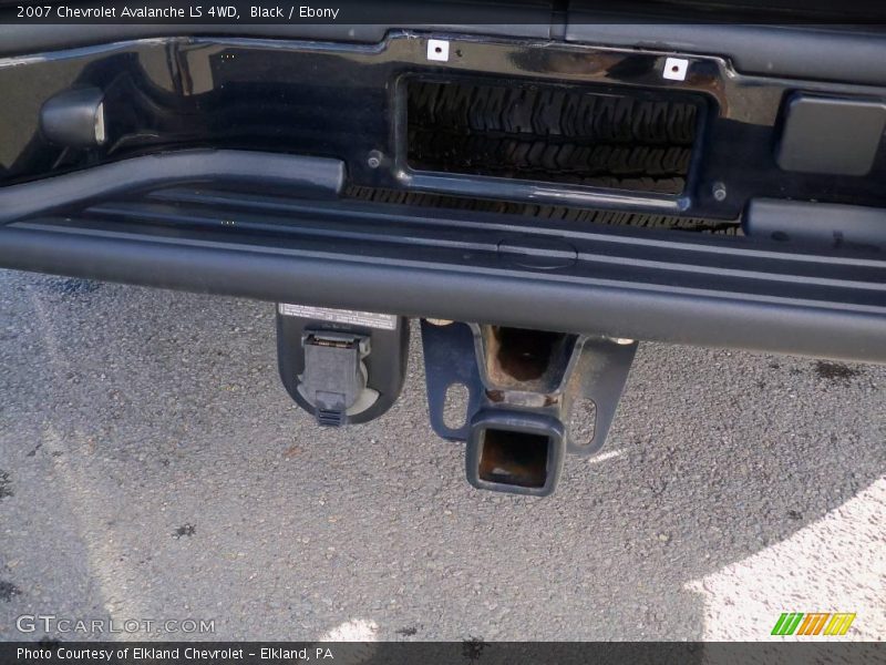 Black / Ebony 2007 Chevrolet Avalanche LS 4WD