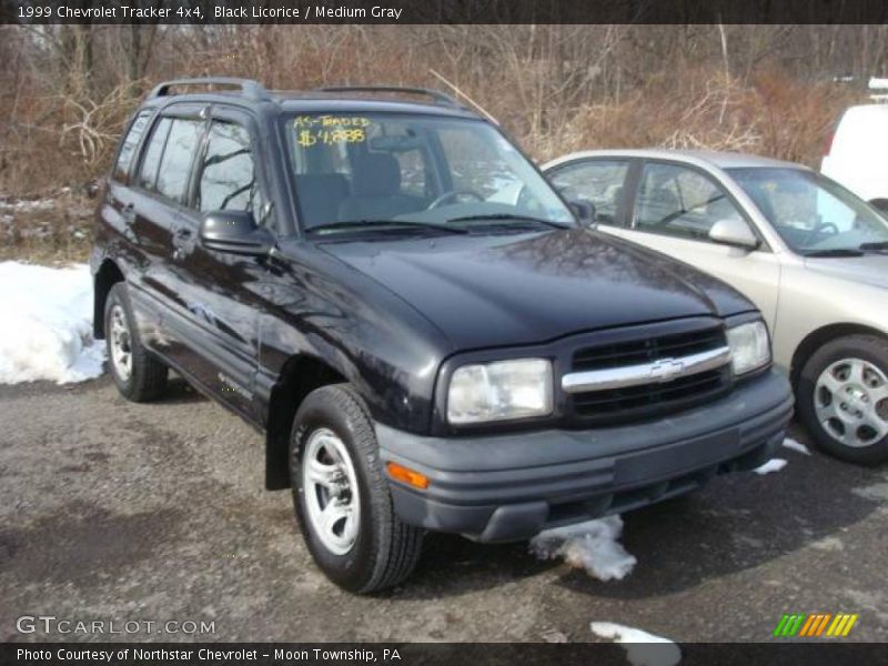 Black Licorice / Medium Gray 1999 Chevrolet Tracker 4x4