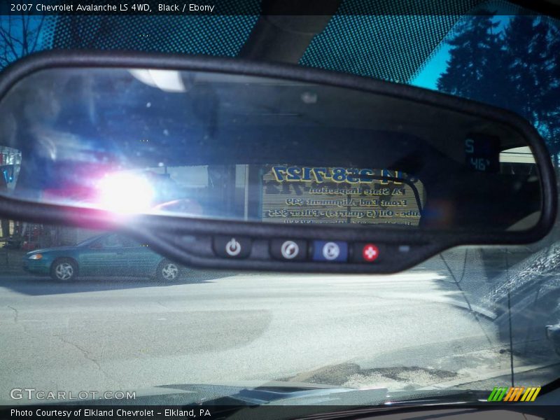Black / Ebony 2007 Chevrolet Avalanche LS 4WD