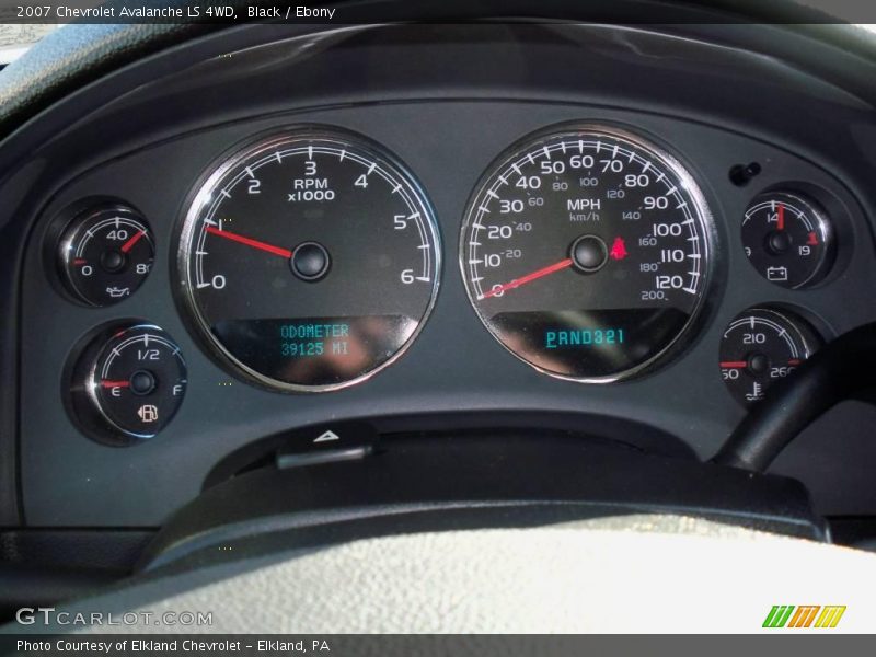 Black / Ebony 2007 Chevrolet Avalanche LS 4WD