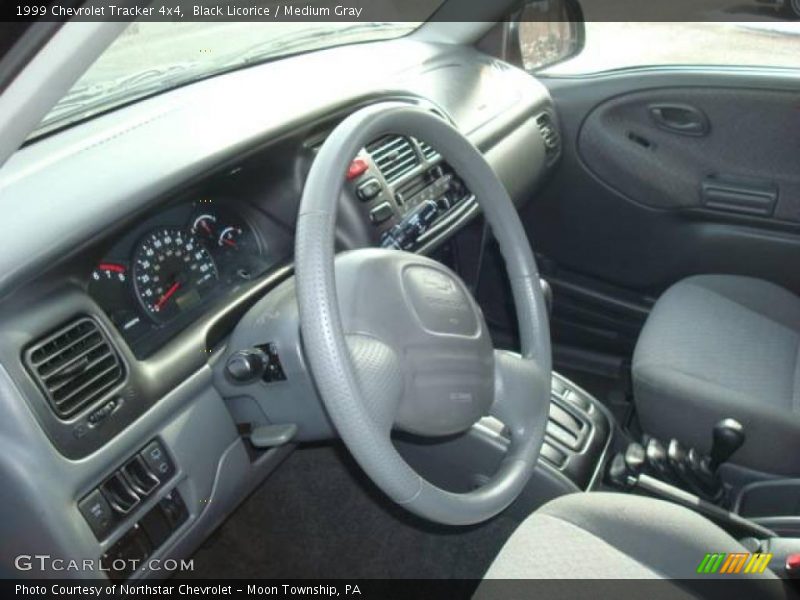 Black Licorice / Medium Gray 1999 Chevrolet Tracker 4x4