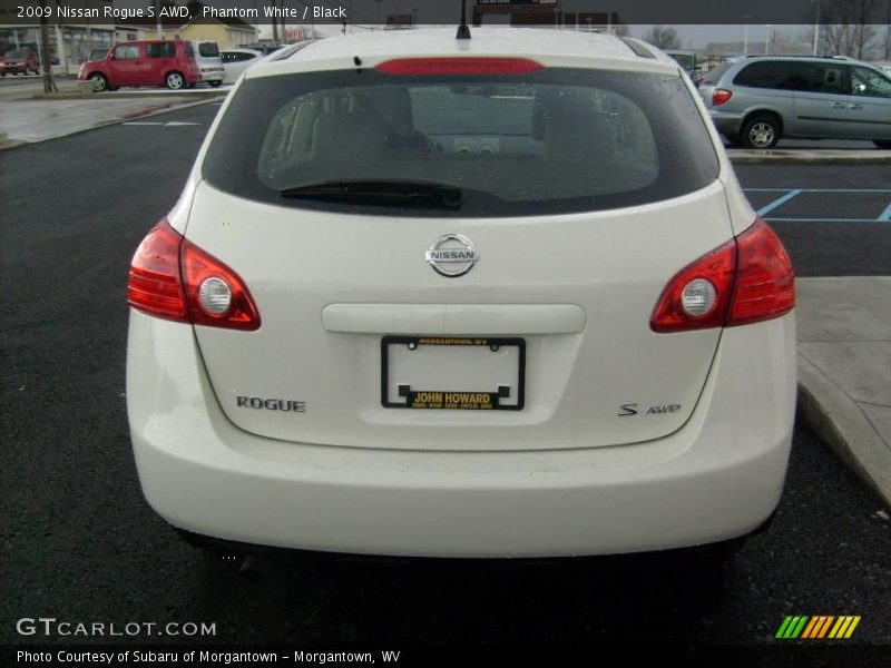 Phantom White / Black 2009 Nissan Rogue S AWD
